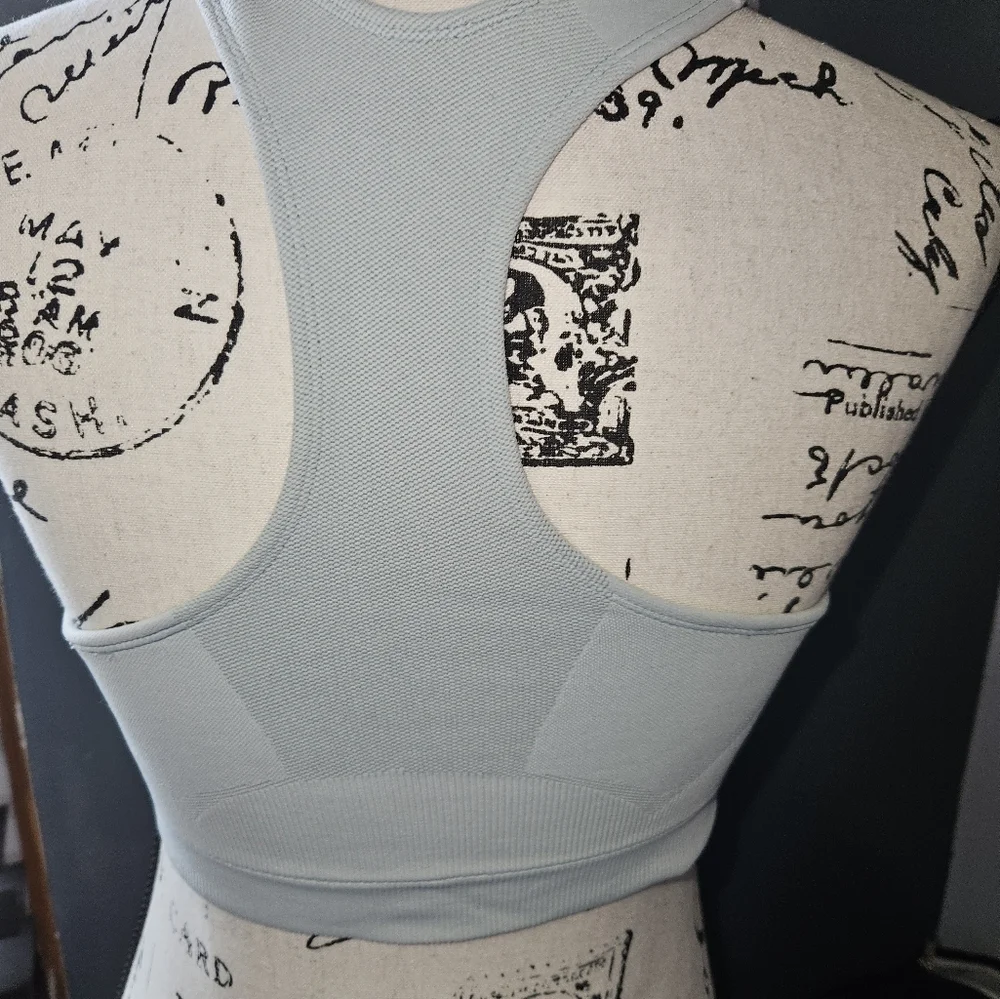 Champion Double Dry Womans Sports Bra Size M - Picture 6 of 8